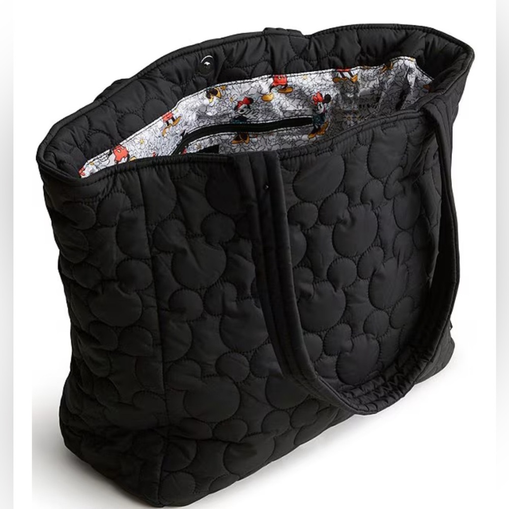 NWT Vera Bradley Disney Mickey Featherweight Black Vera Tote Bag. Sold out style